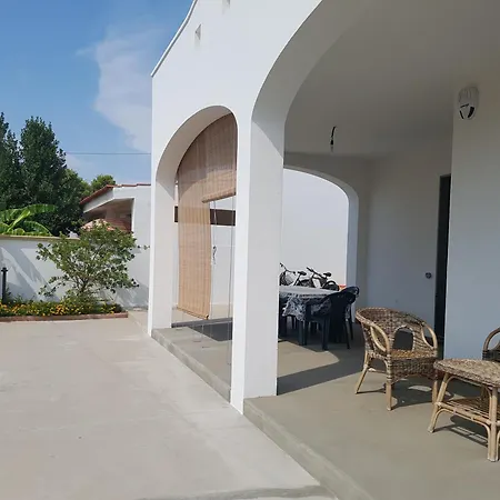 Apartment Valeria 1 *